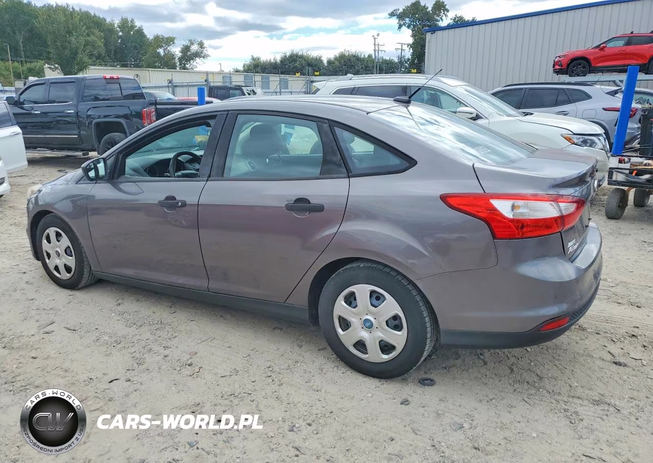 2012 Ford Focus S VIN:1FAHP3E21CL277100 - 2
