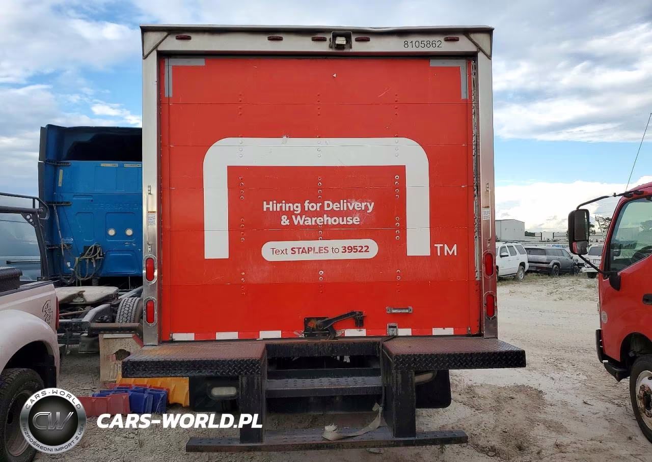 2018 Hino 195 Box Truck VIN:JHHSDM2H4JK006233 - 11