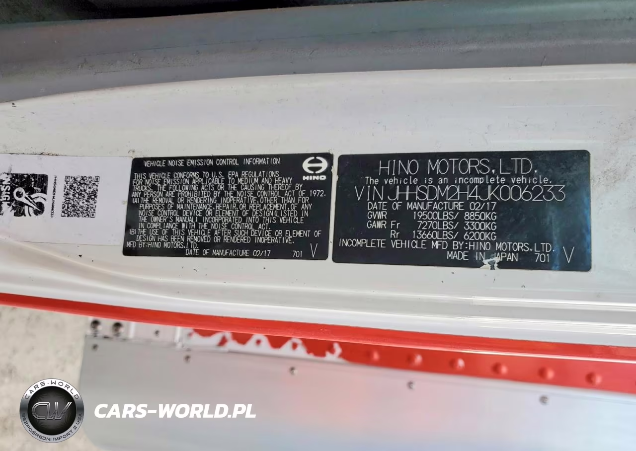 2018 Hino 195 Box Truck VIN:JHHSDM2H4JK006233 - 13