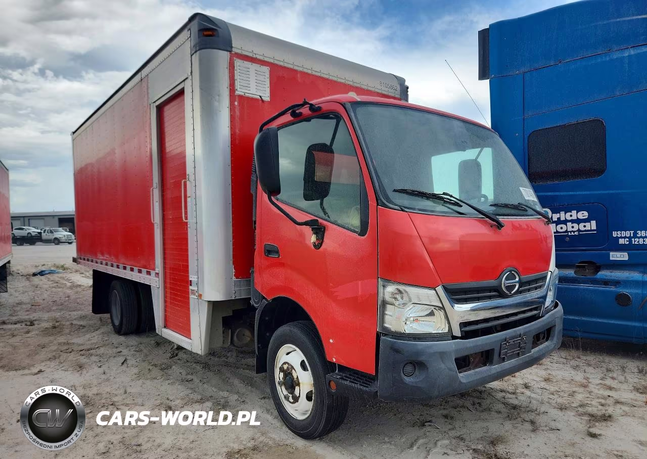 2018 Hino 195 Box Truck VIN:JHHSDM2H4JK006233 - 4