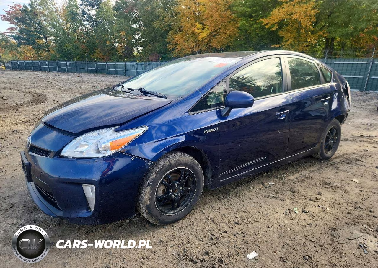 2013 Toyota Prius Two – zdjęcie 1 z 12