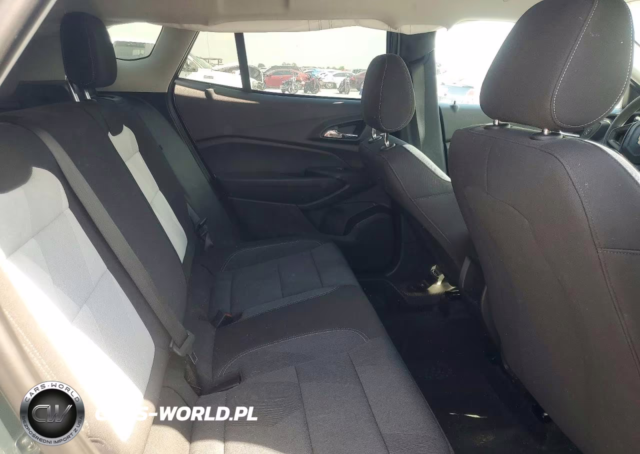 2025 Chevrolet Trax Ls VIN:KL77LFEP9SC274858 - 11