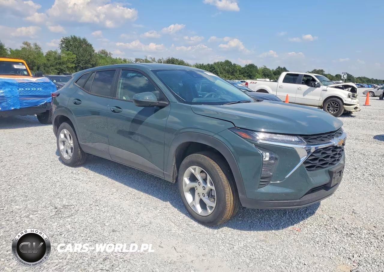 2025 Chevrolet Trax Ls VIN:KL77LFEP9SC274858 - 4