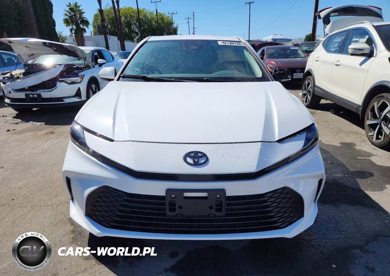 2025 Toyota Camry Le VIN:4T1DAACK3SU644438 - 5