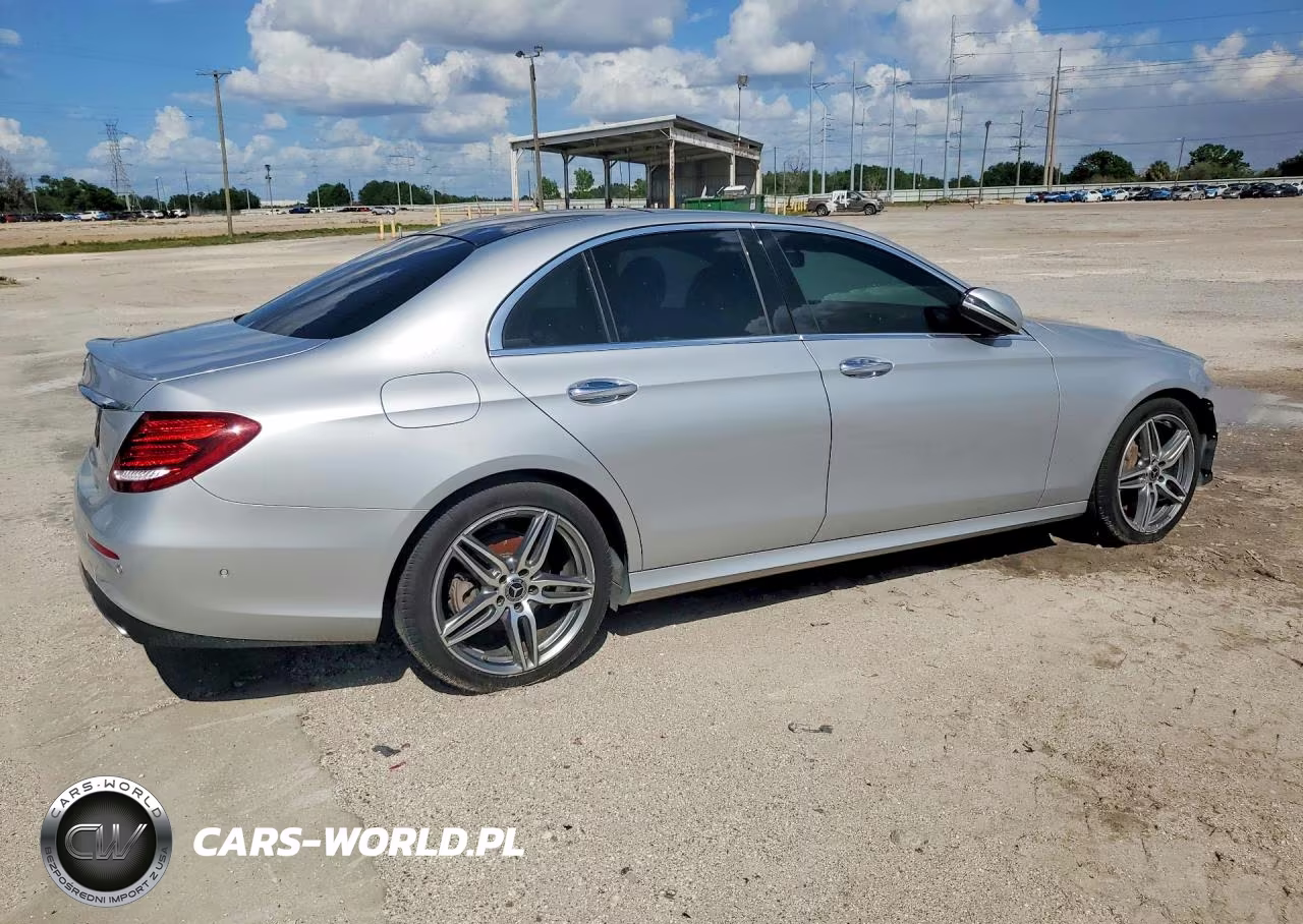 2017 Mercedes-Benz E 300 VIN:WDDZF4JB4HA240953 - 3