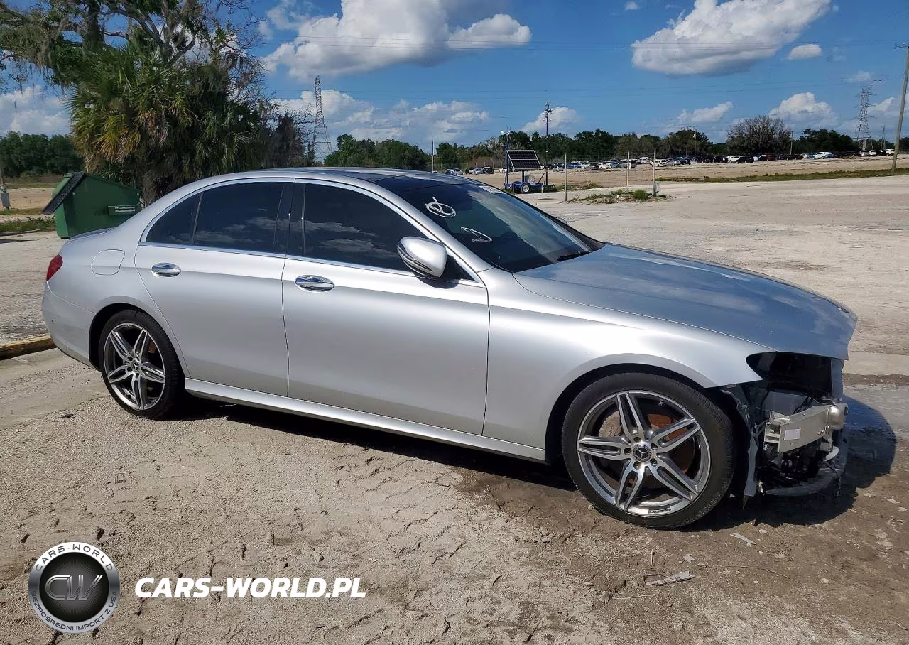 2017 Mercedes-Benz E 300 VIN:WDDZF4JB4HA240953 - 4