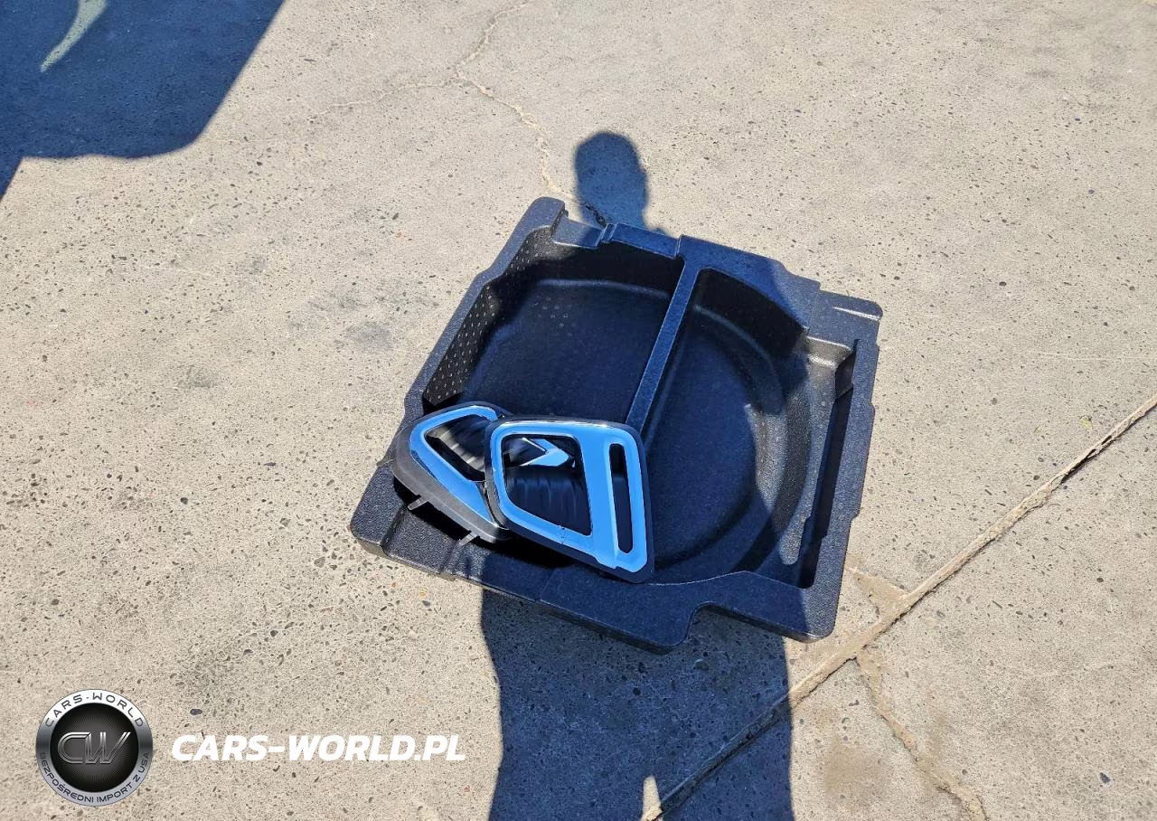 2020 Subaru Forester Touring VIN:JF2SKAXC0LH528993 - 12