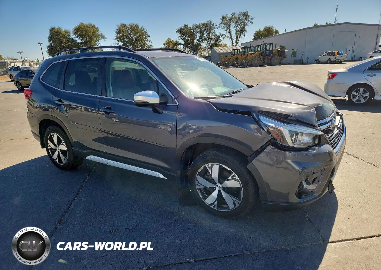 2020 Subaru Forester Touring VIN:JF2SKAXC0LH528993 - 4