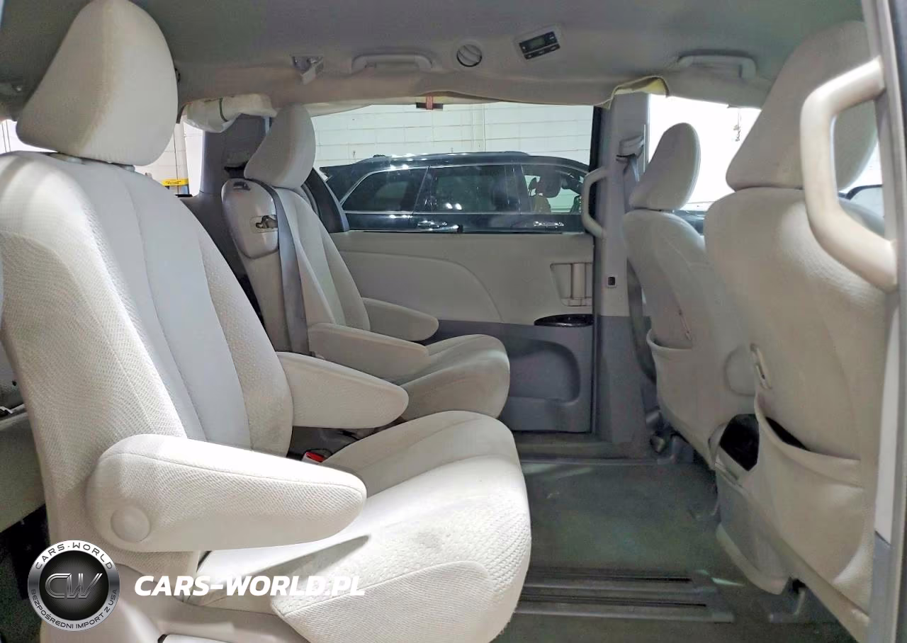 2014 Toyota Sienna Le VIN:5TDKK3DCXES471733 - 11