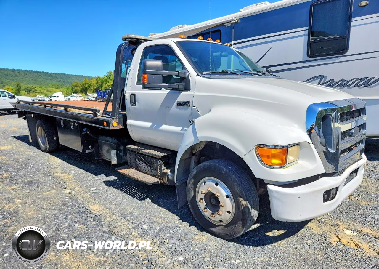 2013 Ford F650 Super - Delivery Truck VIN:3FRNF6FC0DV780039 - 4