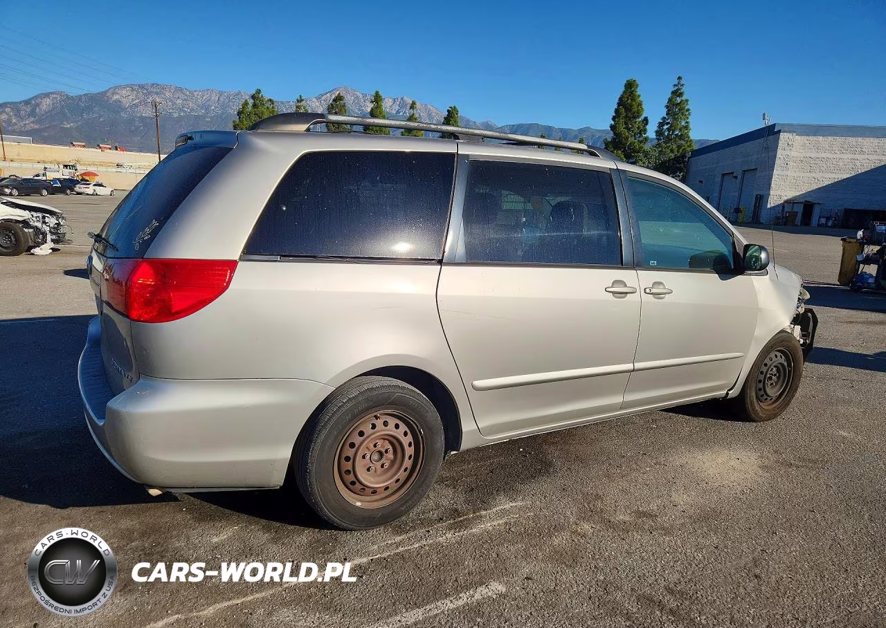 2009 Toyota Sienna Le 8-Passenger VIN:5TDZK23C59S252839 - 3