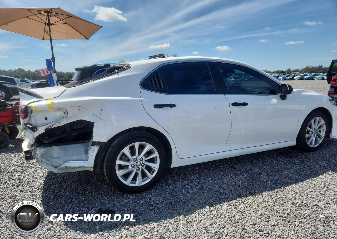 2023 Toyota Camry Le VIN:4T1C11AKXPU152849 - 3