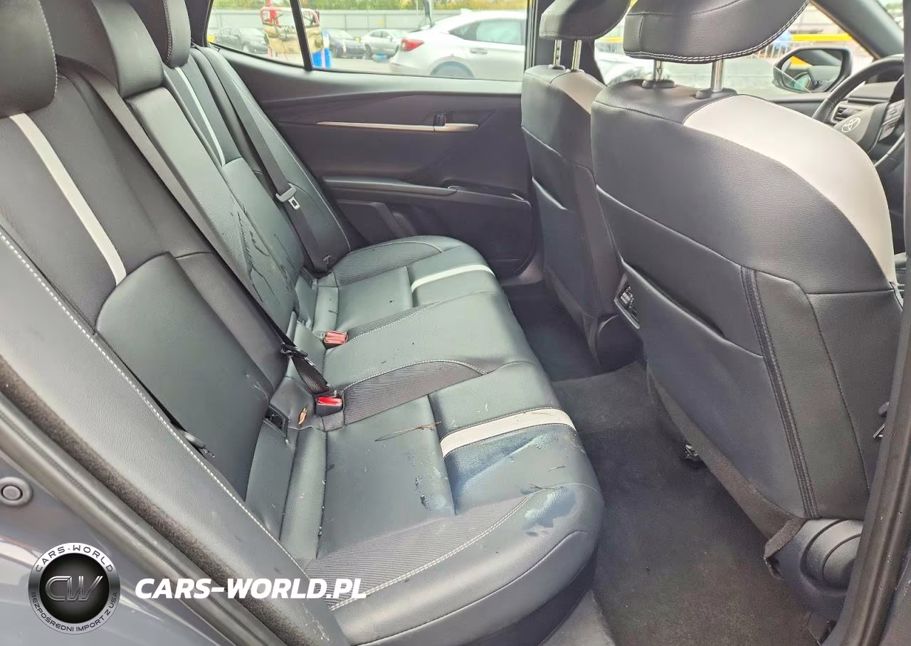 2025 Toyota Camry Se VIN:4T1DAACK2SU076876 - 10