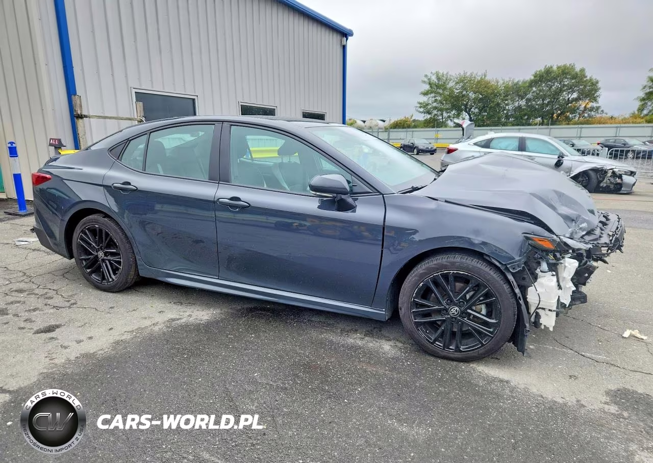2025 Toyota Camry Se VIN:4T1DAACK2SU076876 - 4