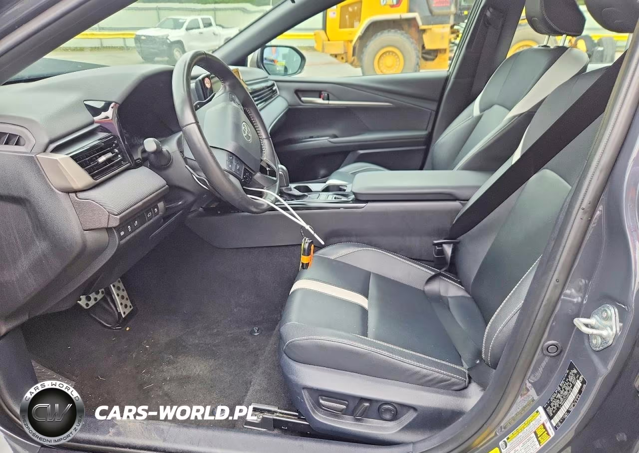 2025 Toyota Camry Se VIN:4T1DAACK2SU076876 - 7