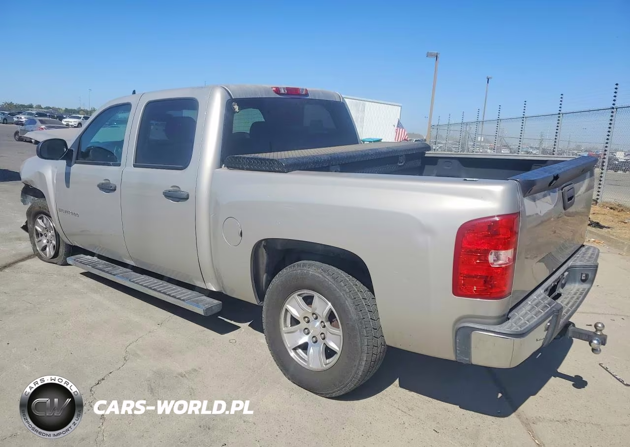 2007 Chevrolet Silverado C1500 Crew Cab VIN:2GCEC13C971623155 - 2