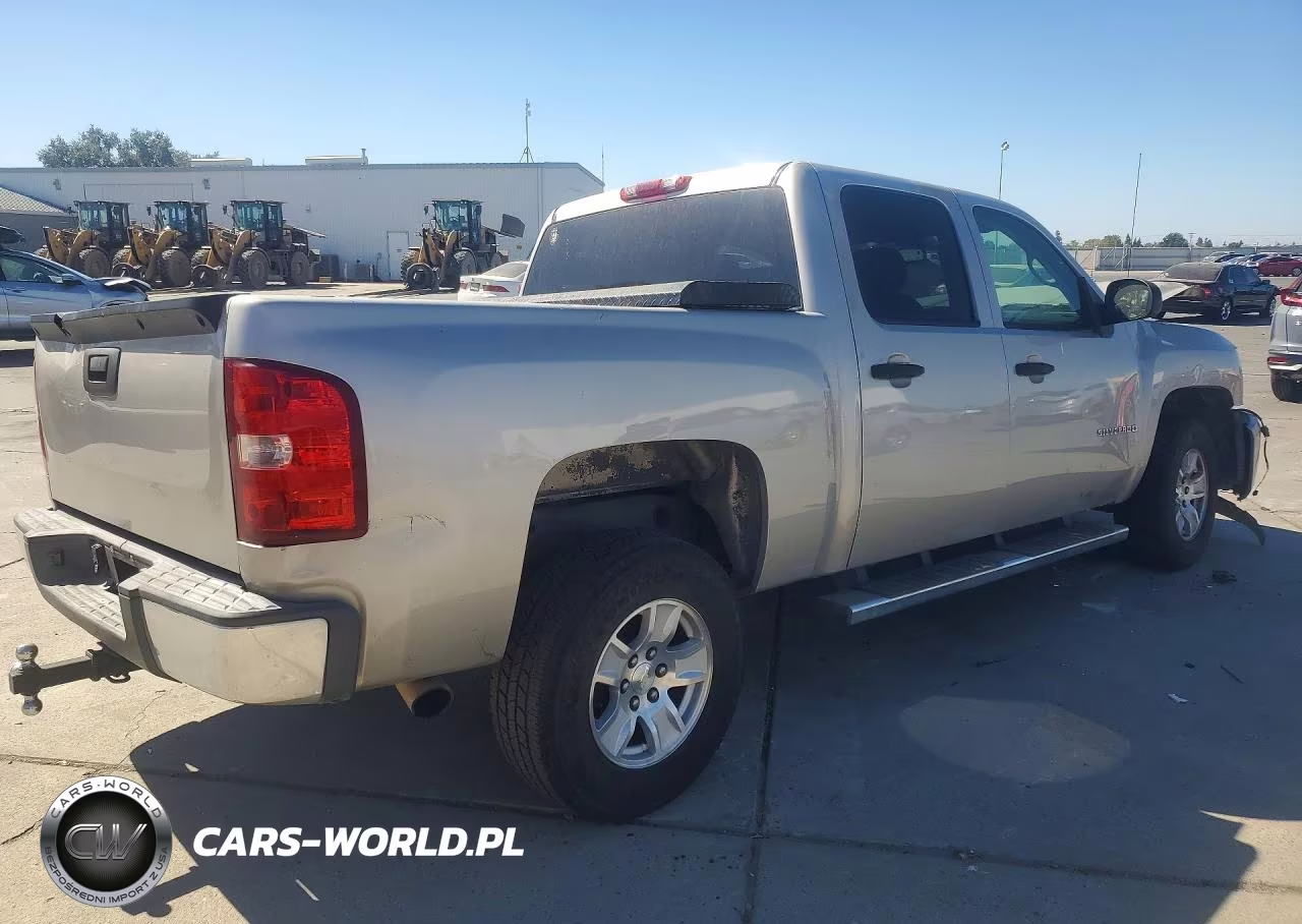 2007 Chevrolet Silverado C1500 Crew Cab VIN:2GCEC13C971623155 - 3