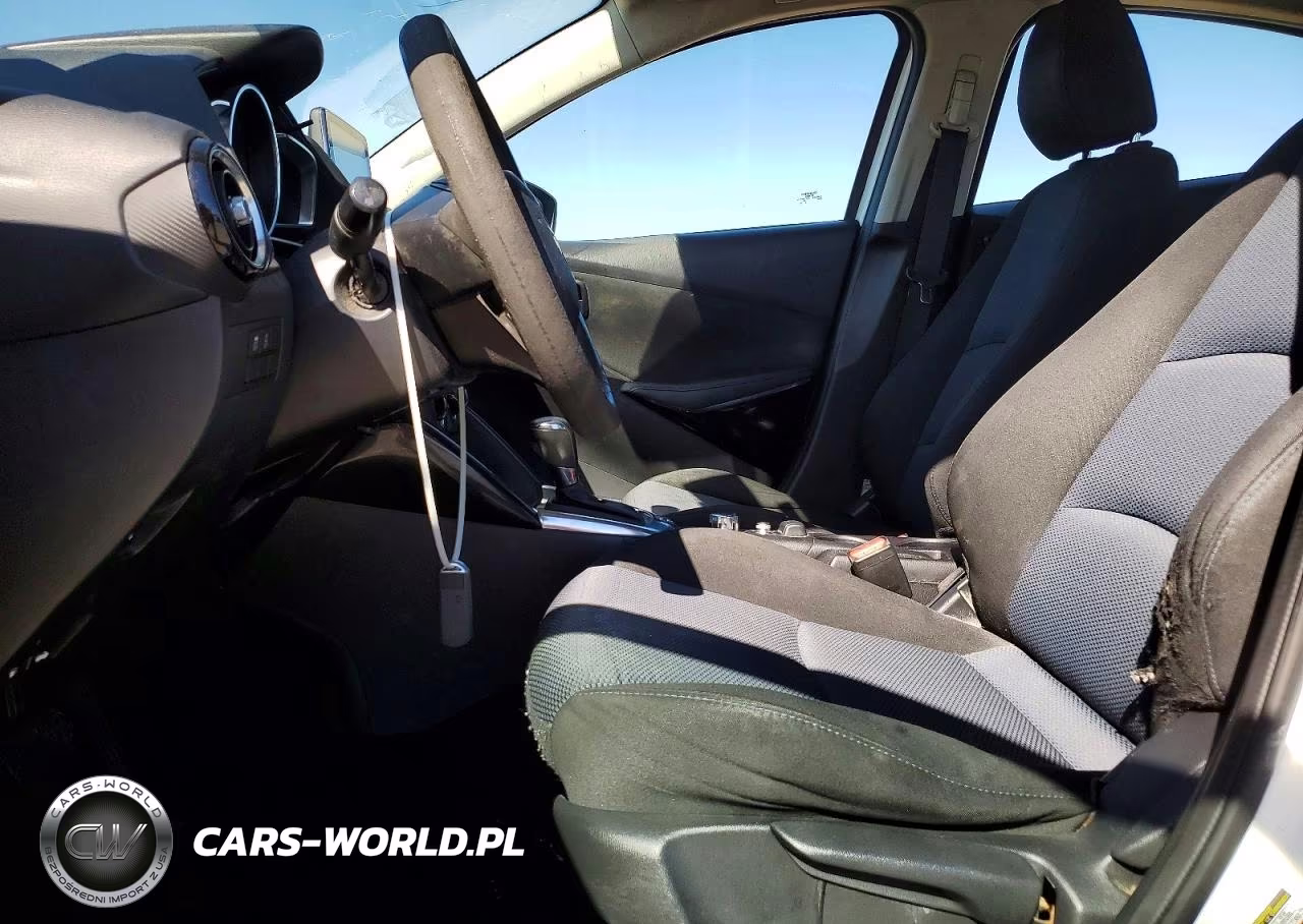 2018 Toyota Yaris Ia Base VIN:3MYDLBYV1JY309487 - 7
