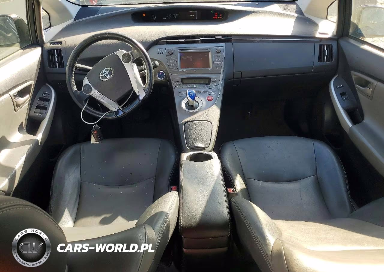 2015 Toyota Prius Four VIN:JTDKN3DU7F0465148 - 8