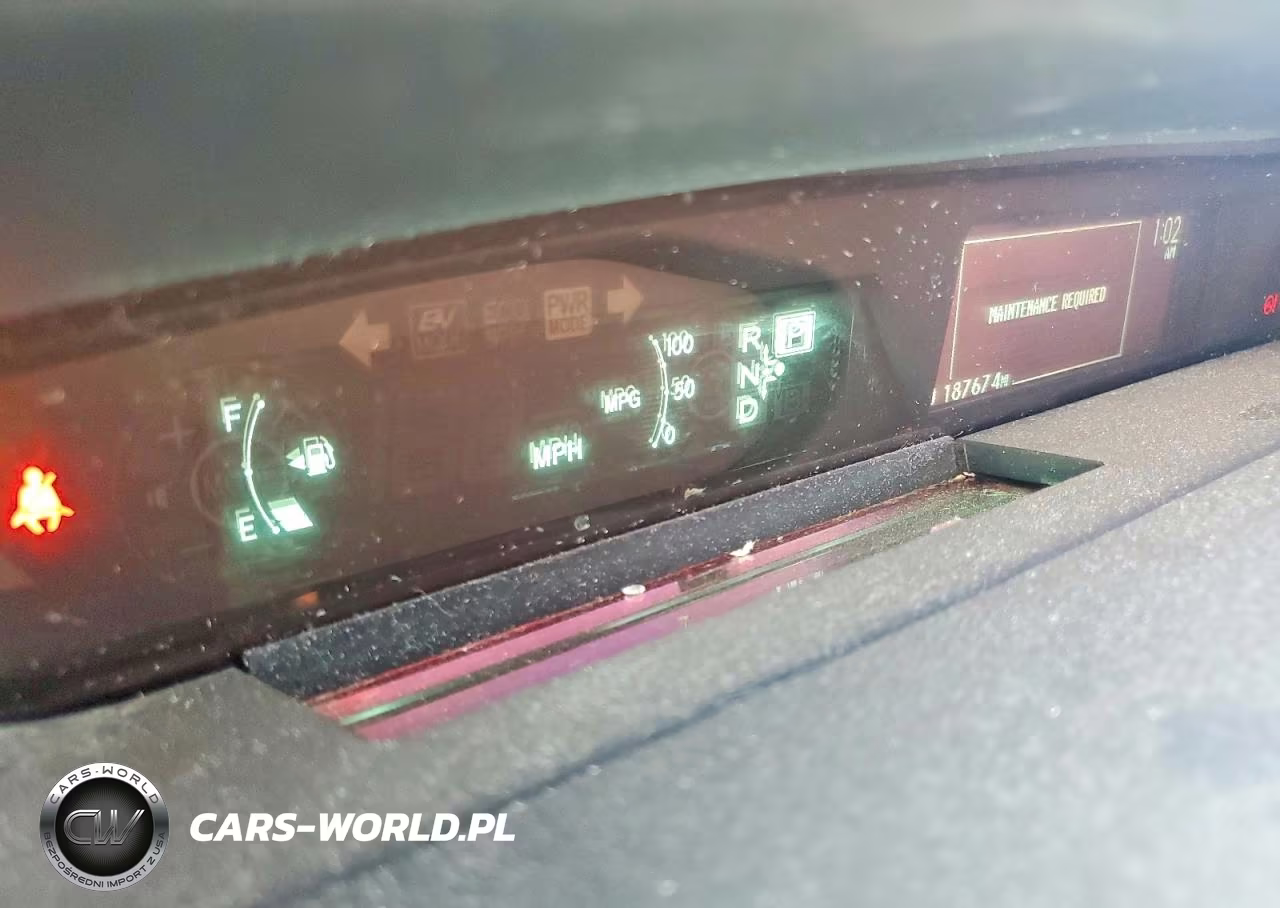 2015 Toyota Prius Four VIN:JTDKN3DU7F0465148 - 9