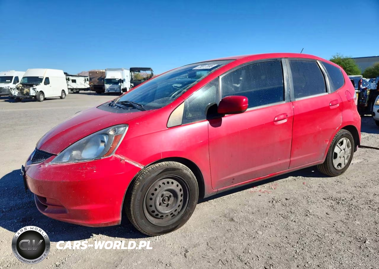 2013 Honda Fit VIN:JHMGE8H39DC083458 - 1