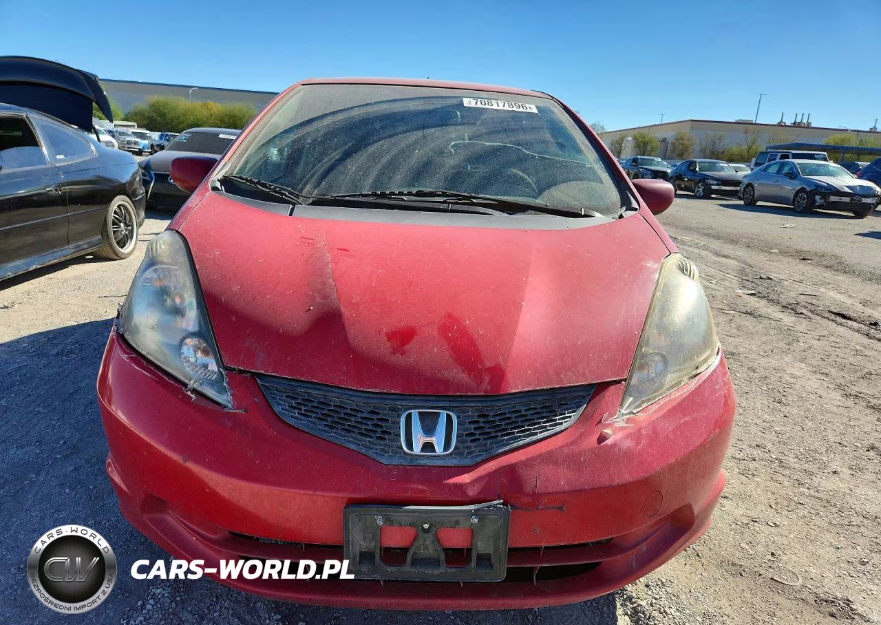 2013 Honda Fit VIN:JHMGE8H39DC083458 - 5
