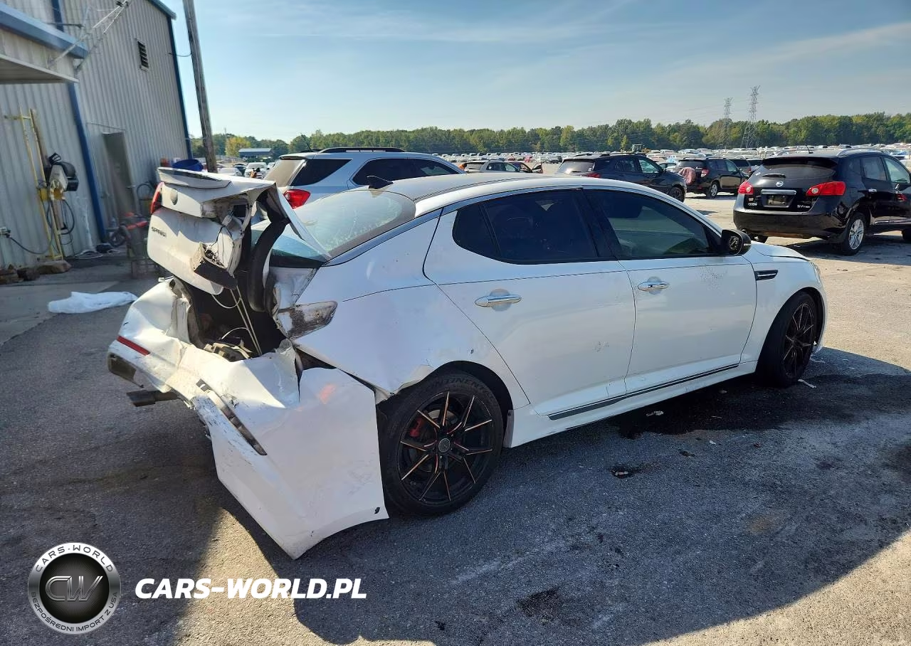 2013 Kia Optima Sx VIN:5XXGR4A62DG202972 - 3