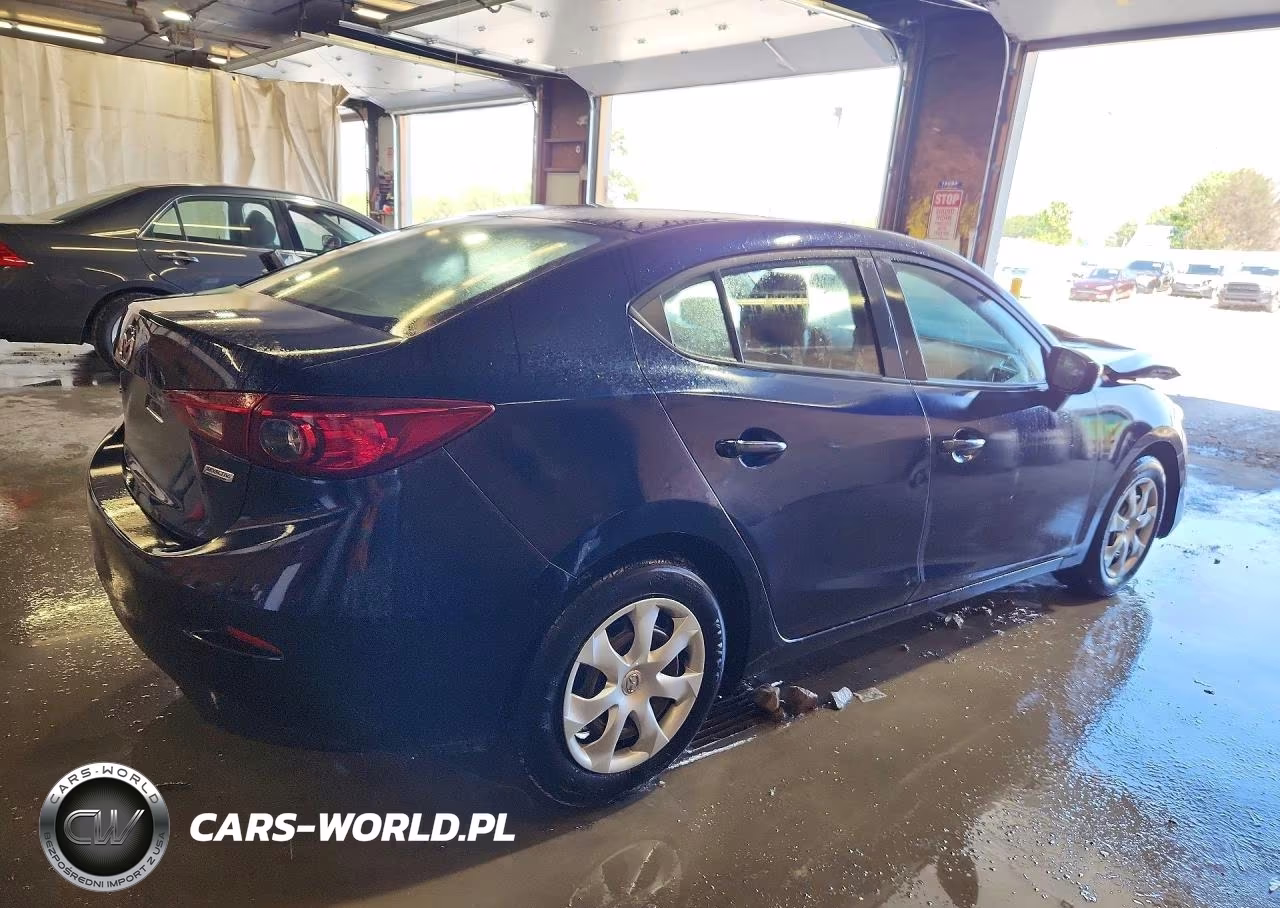 2018 Mazda 3 Sport VIN:3MZBN1U73JM246835 - 3