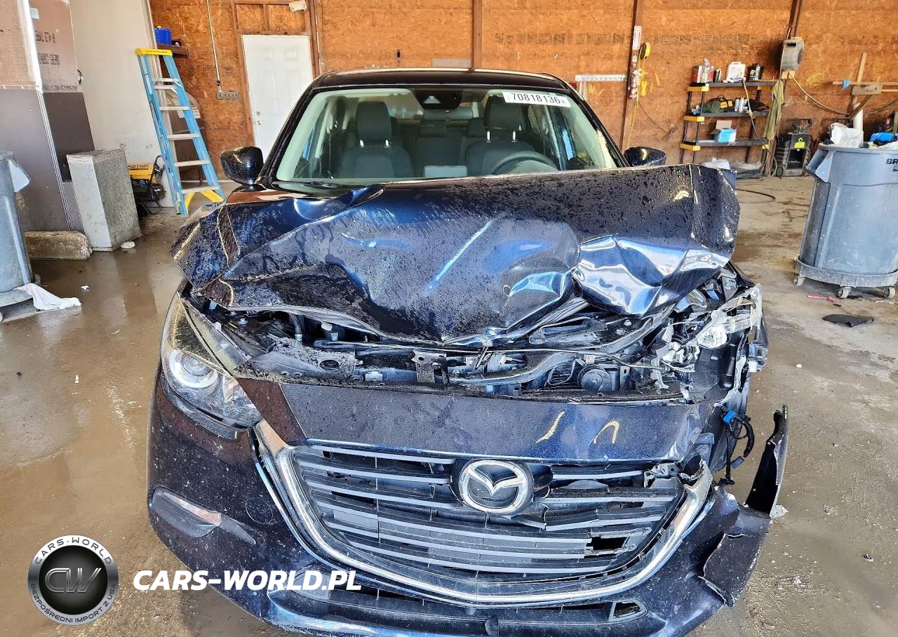 2018 Mazda 3 Sport VIN:3MZBN1U73JM246835 - 5