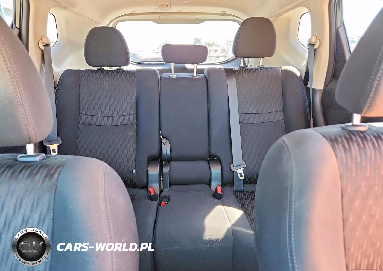 2020 Nissan Rogue S VIN:5N1AT2MT7LC806847 - 10