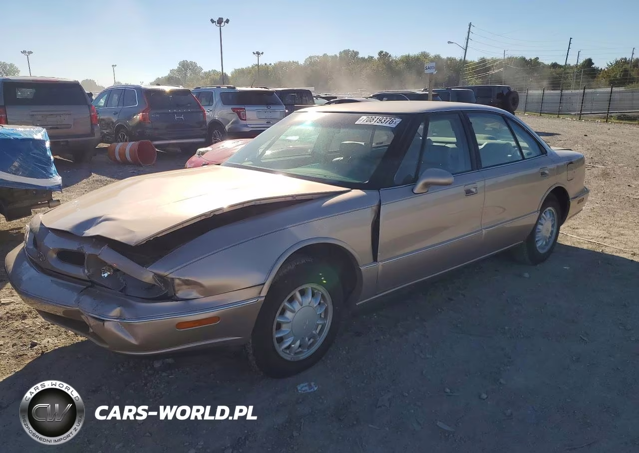 1999 Oldsmobile 88 Base – zdjęcie 1 z 12