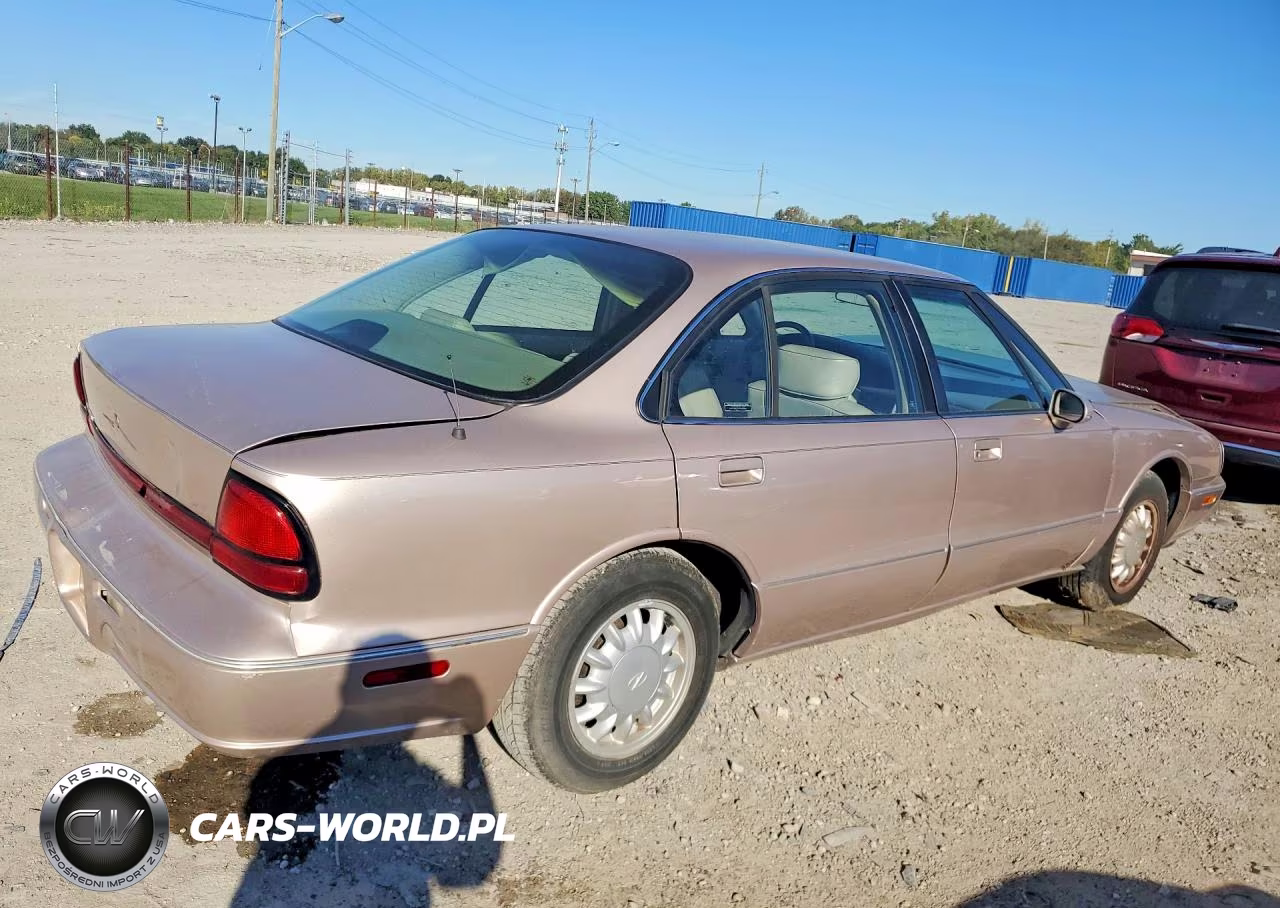 1999 Oldsmobile 88 Base VIN:1G3HN52K1X4834328 - 3