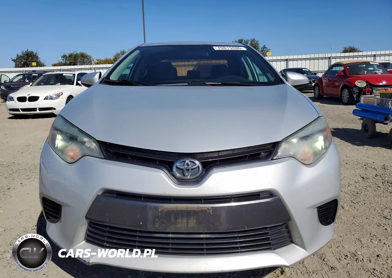 2016 Toyota Corolla Le VIN:2T1BURHE0GC562871 - 5