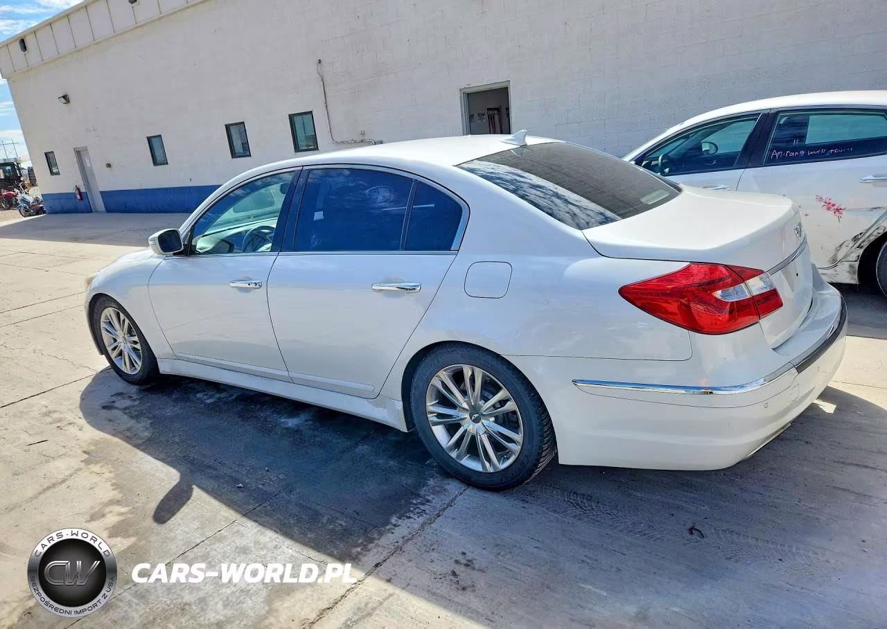 2012 Hyundai Genesis 3.8L VIN:KMHGC4DD3CU151661 - 2