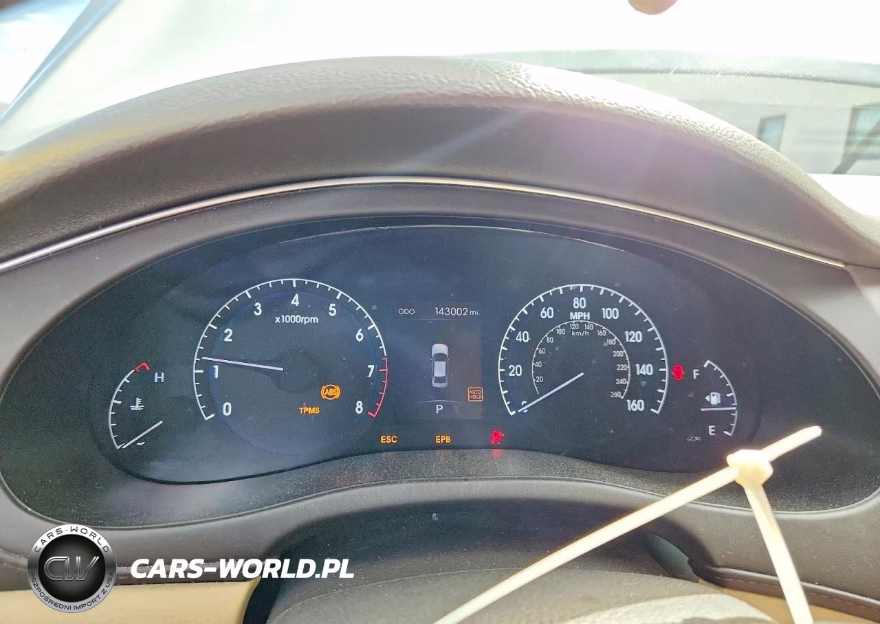 2012 Hyundai Genesis 3.8L VIN:KMHGC4DD3CU151661 - 9