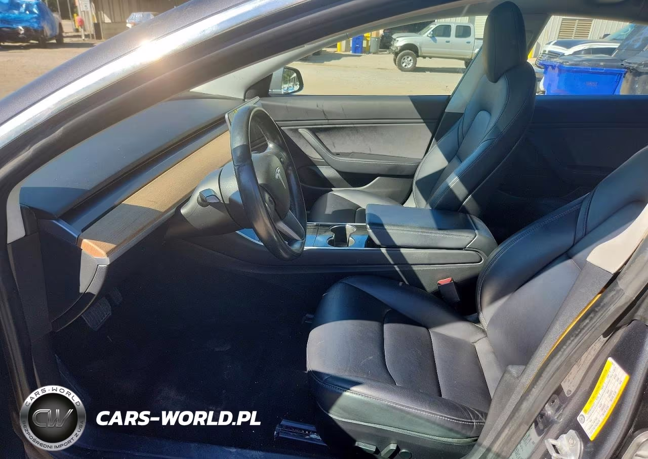 2018 Tesla Model 3 VIN:5YJ3E1EB8JF119514 - 7