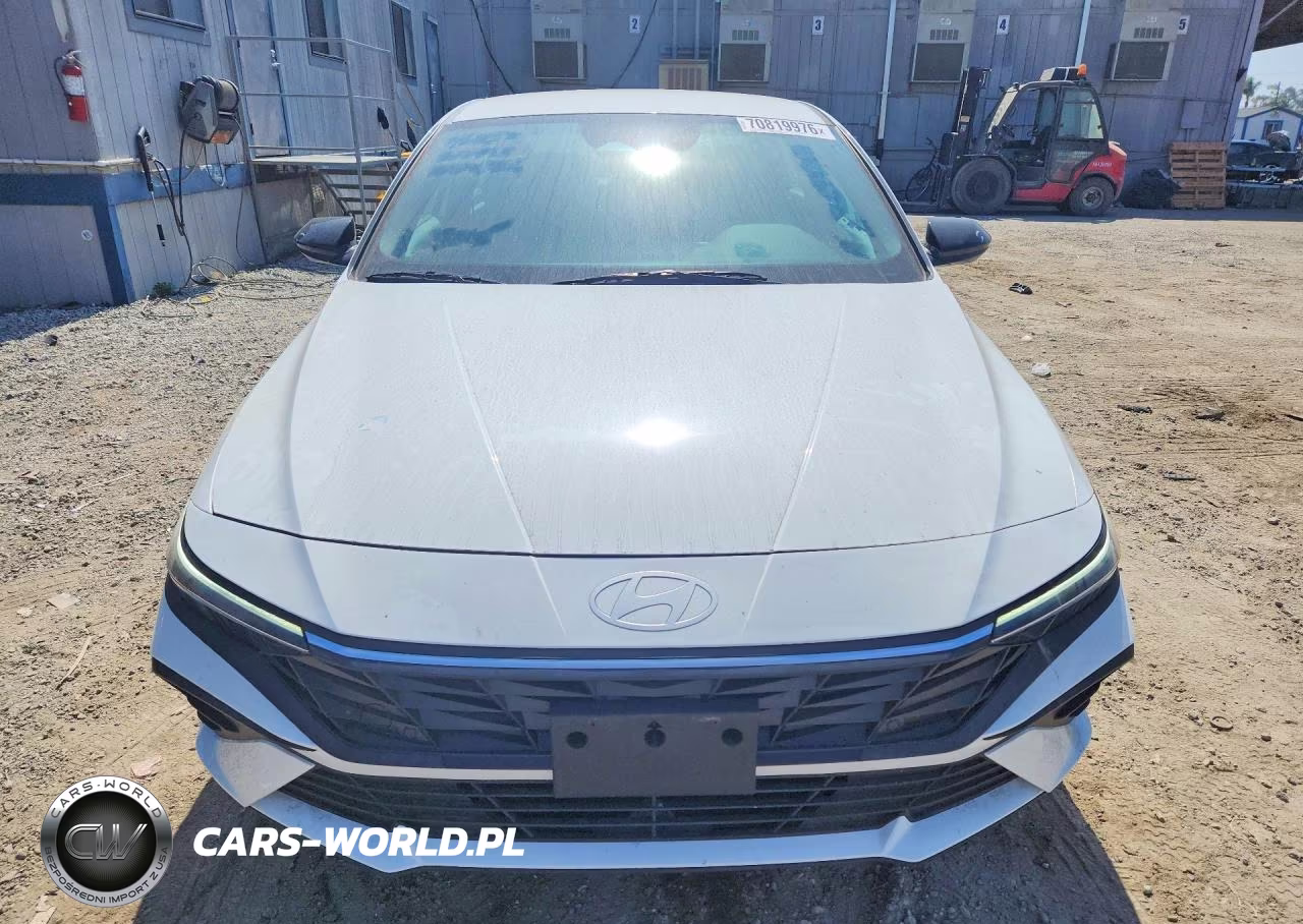 2025 Hyundai Elantra VIN:KMHLM4DG8SU045985 - 5