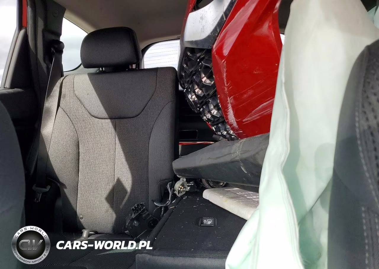 2020 Hyundai Santa Fe Sel VIN:5NMS33AD8LH228996 - 10