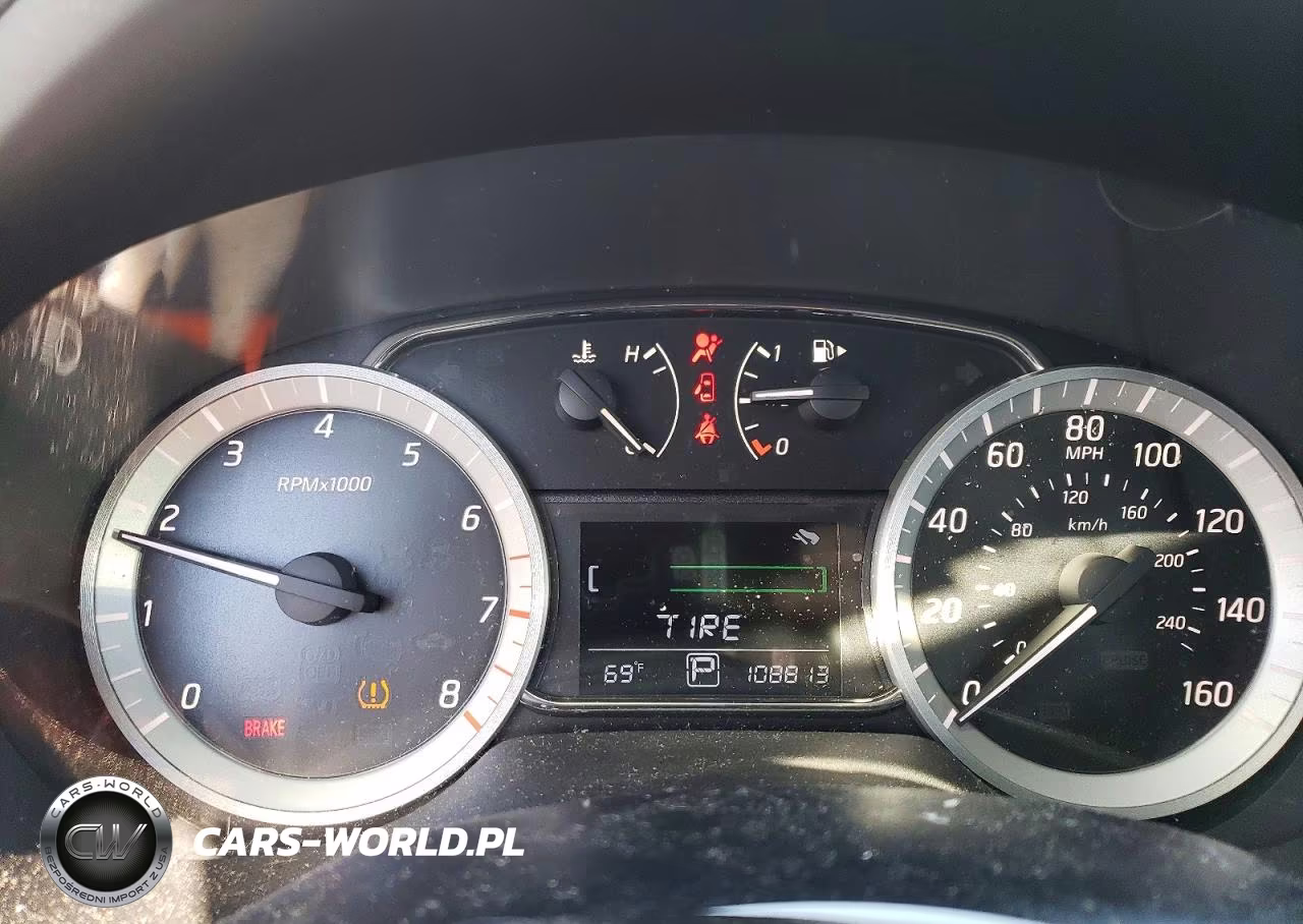 2014 Nissan Sentra Sr VIN:3N1AB7AP2EY239116 - 9