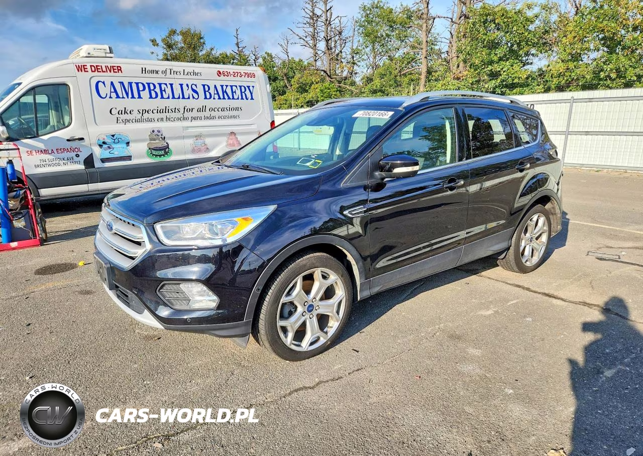 2019 Ford Escape Titanium VIN:1FMCU9J9XKUA09119 - 1