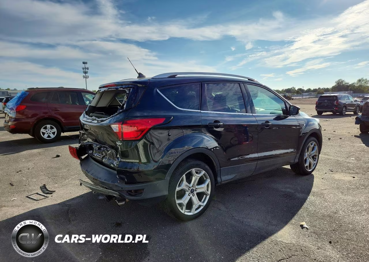 2019 Ford Escape Titanium VIN:1FMCU9J9XKUA09119 - 3