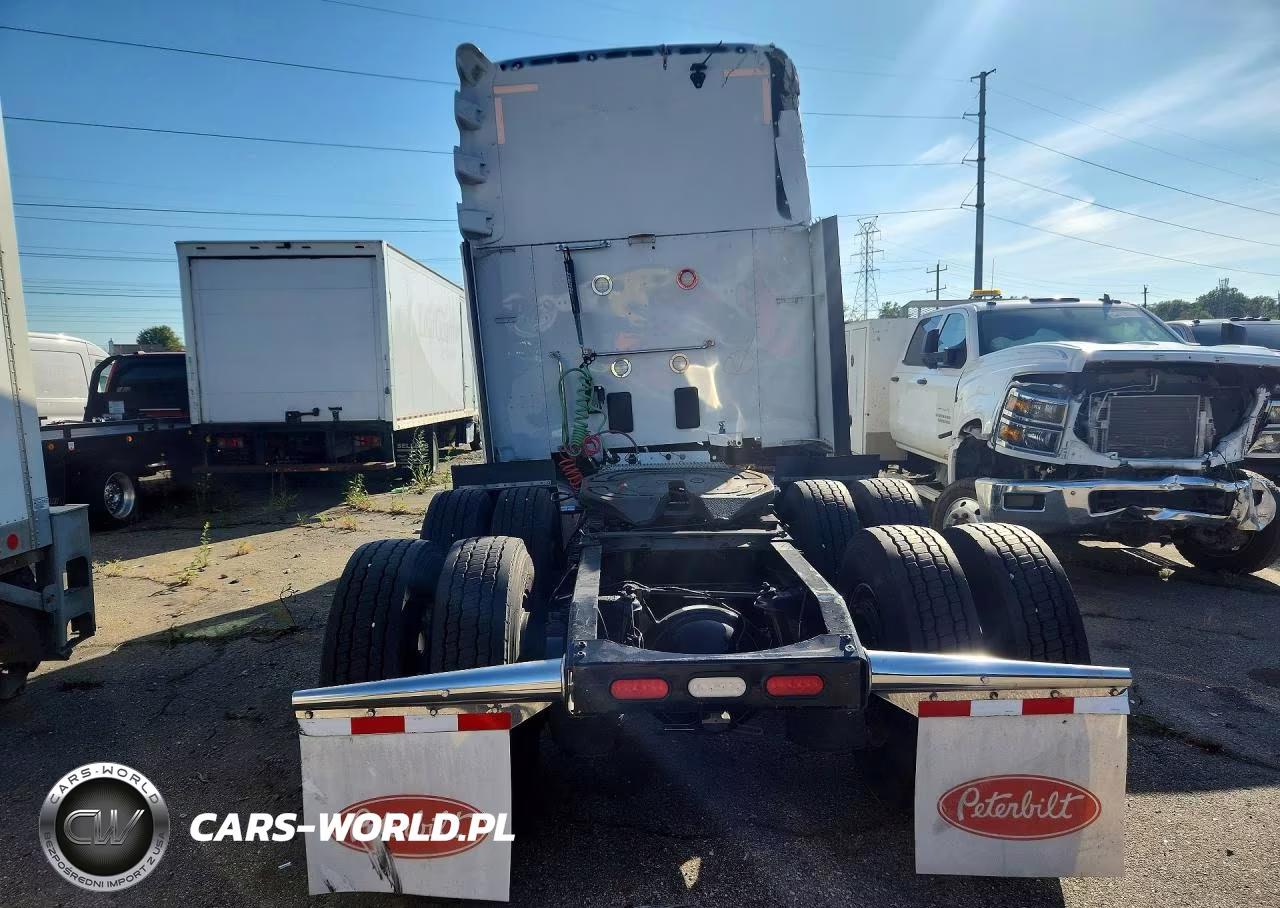2021 Peterbilt 579 VIN:1XPBDP9X2MD747876 - 6