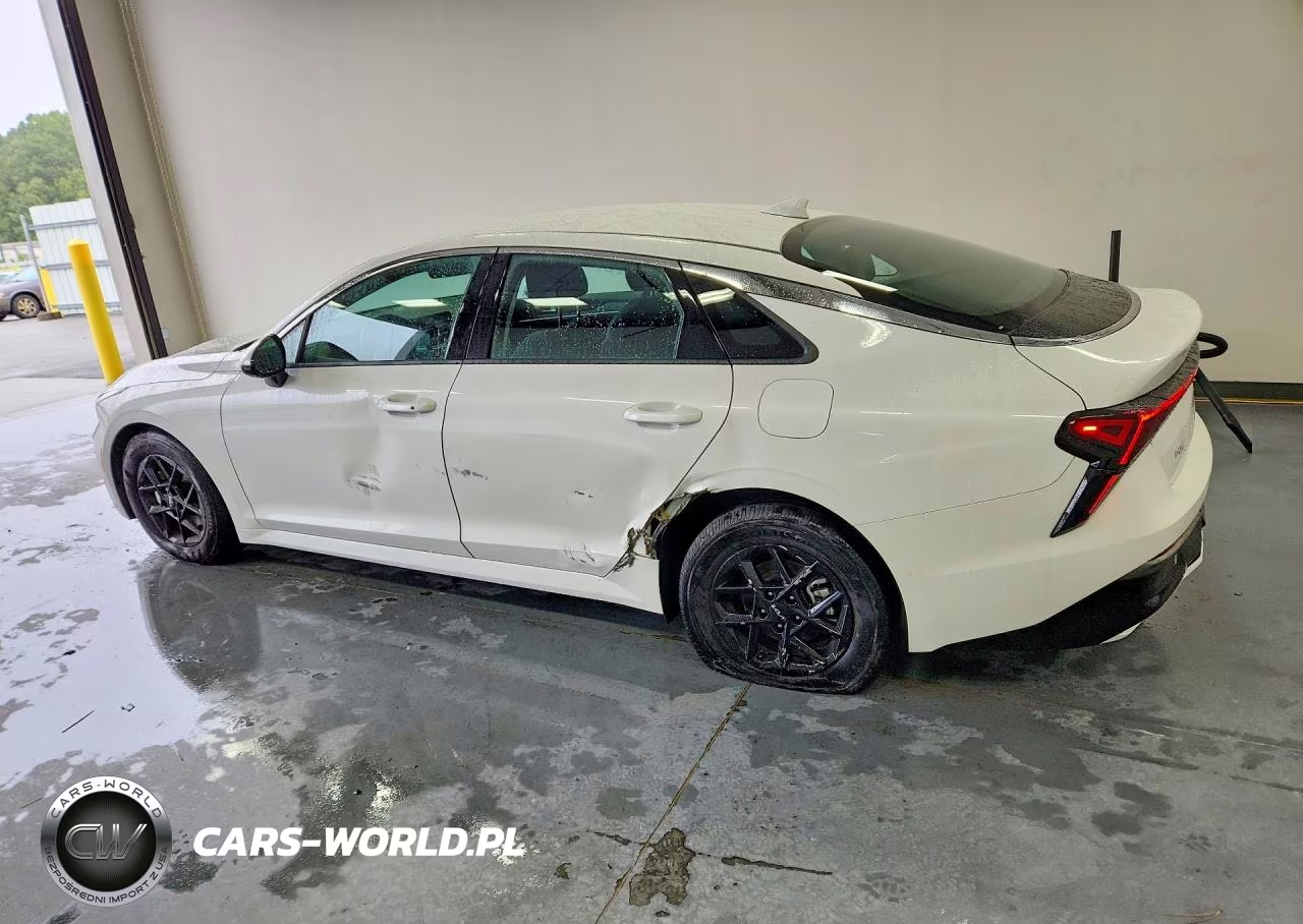 2026 Kia K5 Lxs VIN:KNAG24J70T5490553 - 2