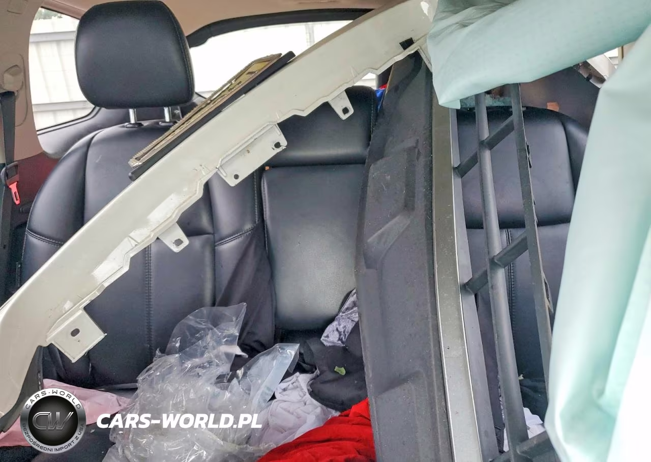 2019 Nissan Pathfinder Sl VIN:5N1DR2MM3KC639311 - 10