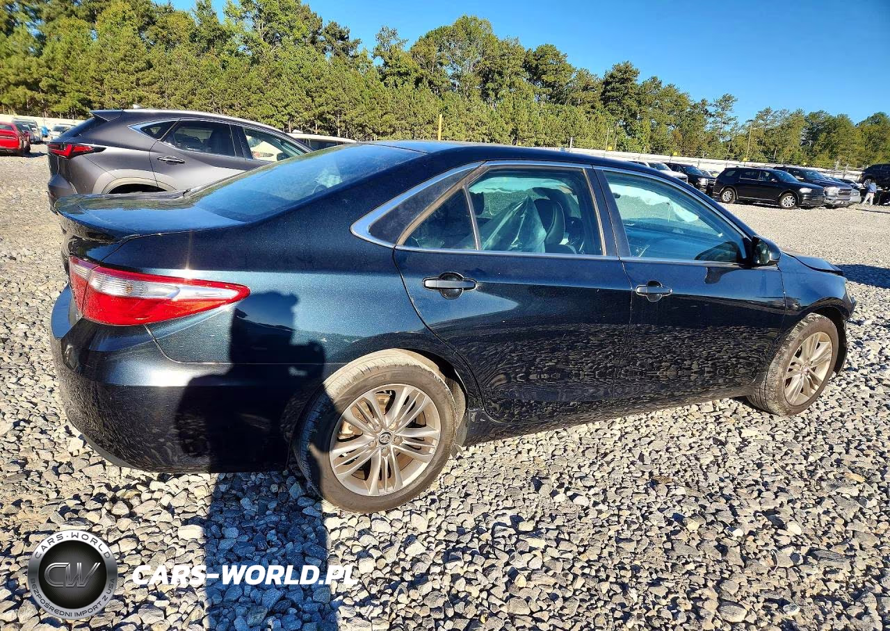 2015 Toyota Camry Se VIN:4T1BF1FK7FU048291 - 3