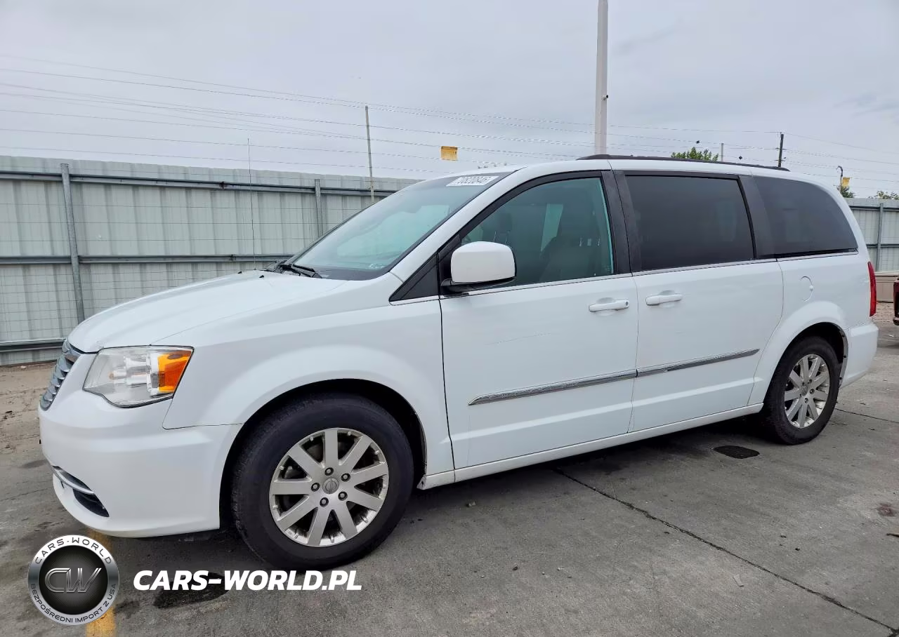 2015 Chrysler Town & Country Touring VIN:2C4RC1BG0FR628976 - 1