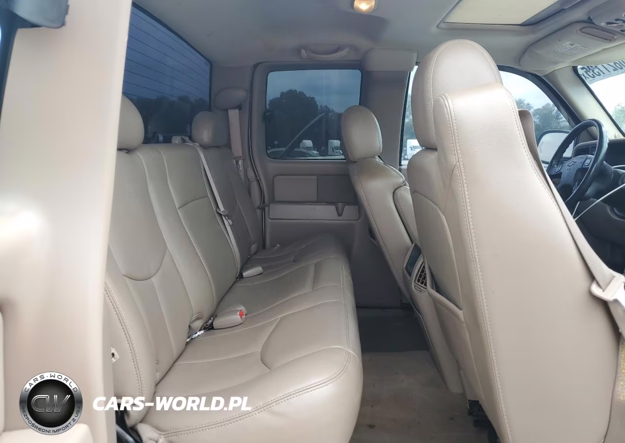 2007 Chevrolet Silverado K1500 Classic VIN:1GCEK19Z37Z154943 - 10