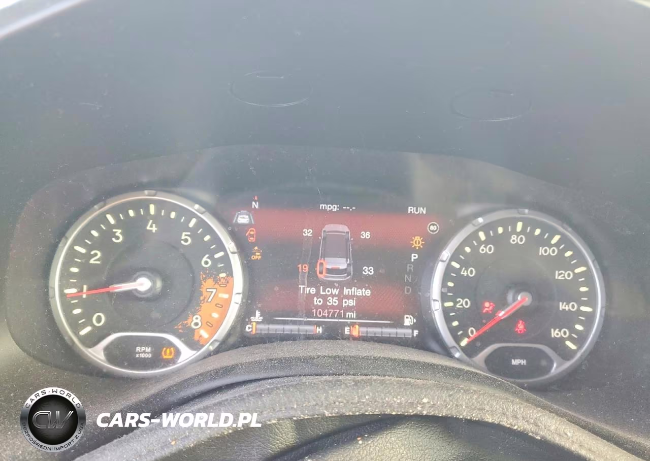 2018 Jeep Renegade Limited VIN:ZACCJADBXJPG68587 - 9