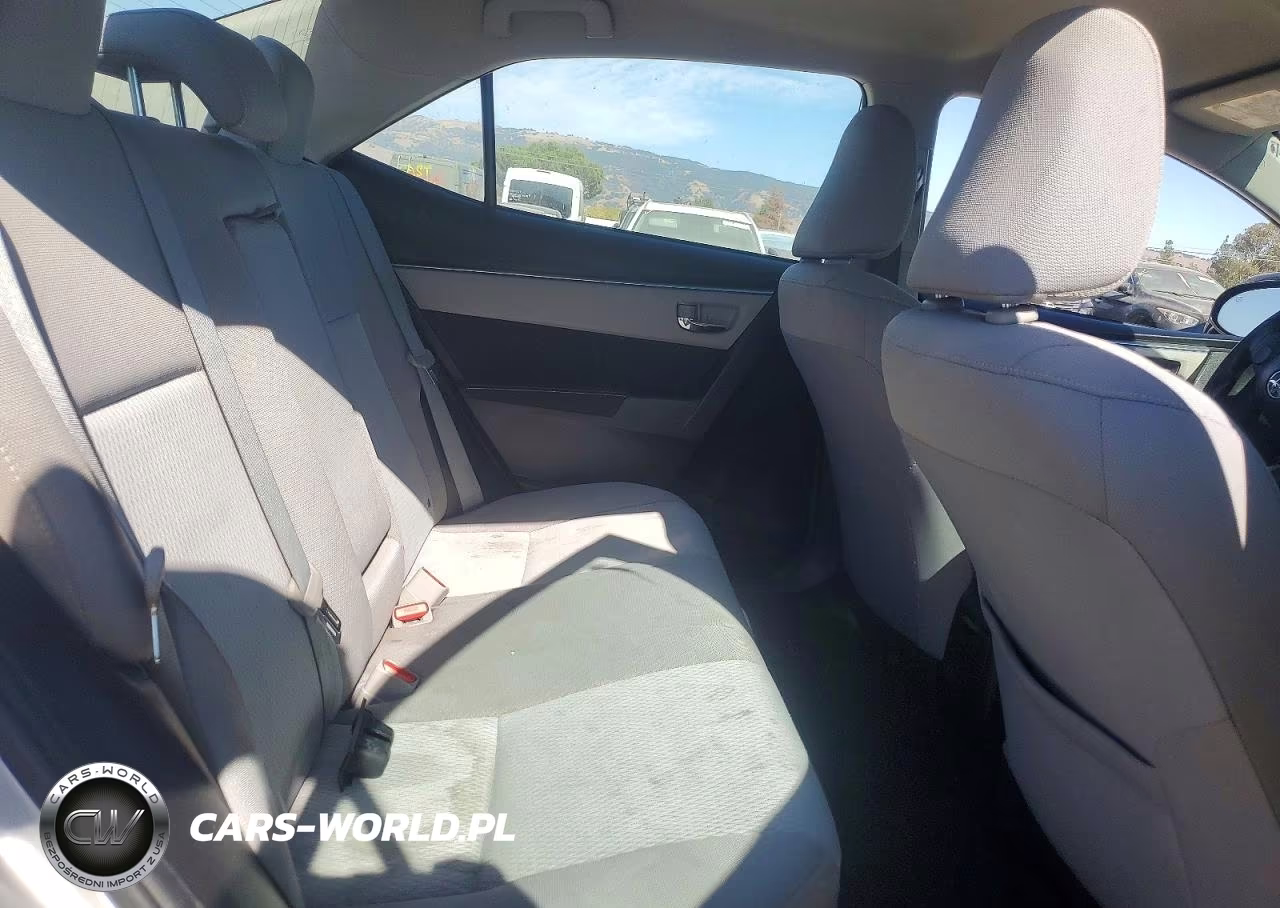 2016 Toyota Corolla Le Plus VIN:5YFBURHE0GP515565 - 10