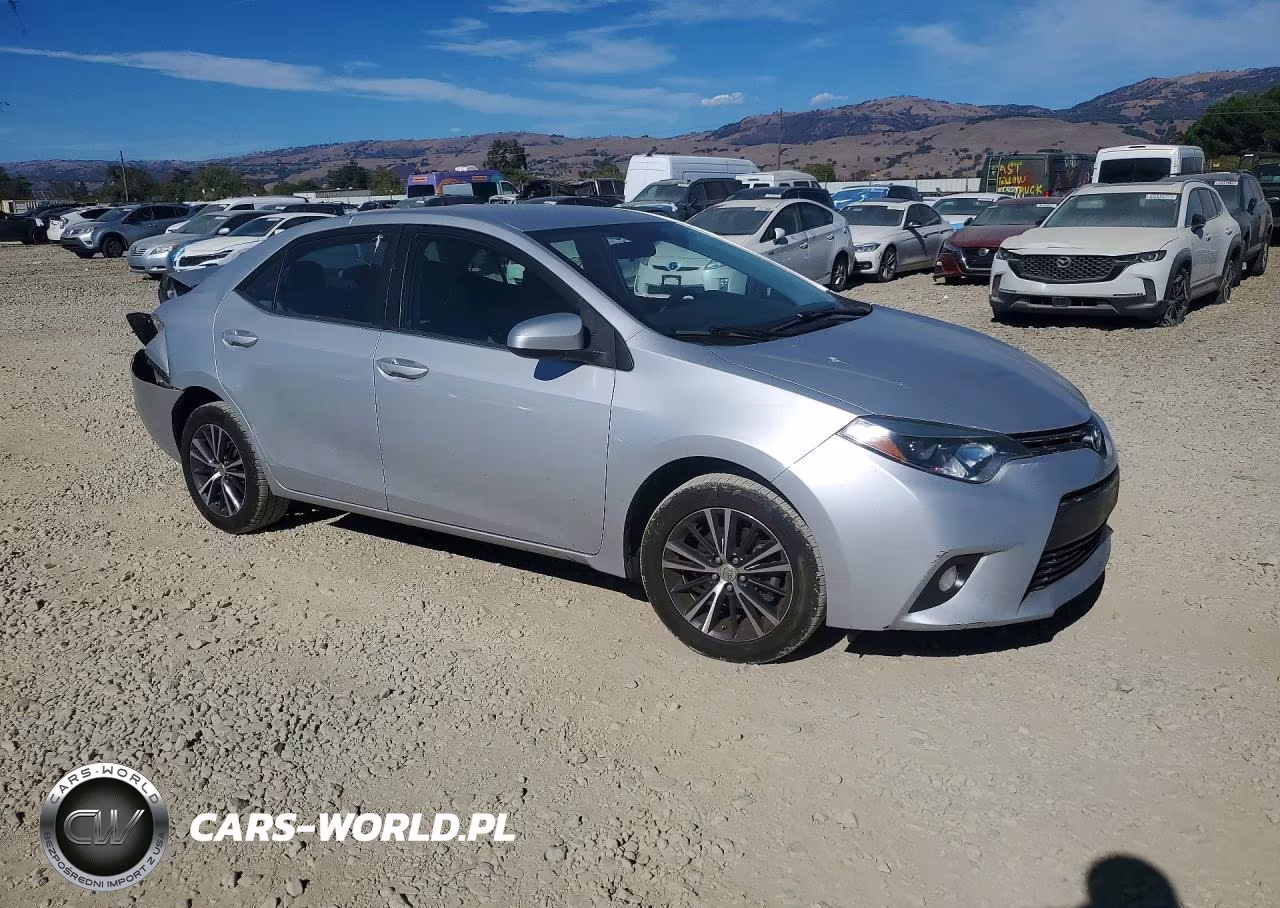 2016 Toyota Corolla Le Plus VIN:5YFBURHE0GP515565 - 4